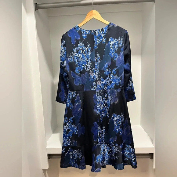 BANANA REPUBLIC Blue Floral Peplum lined Sheath Dress 3/4 sleeves size 8 NWT - Picture 5 of 8